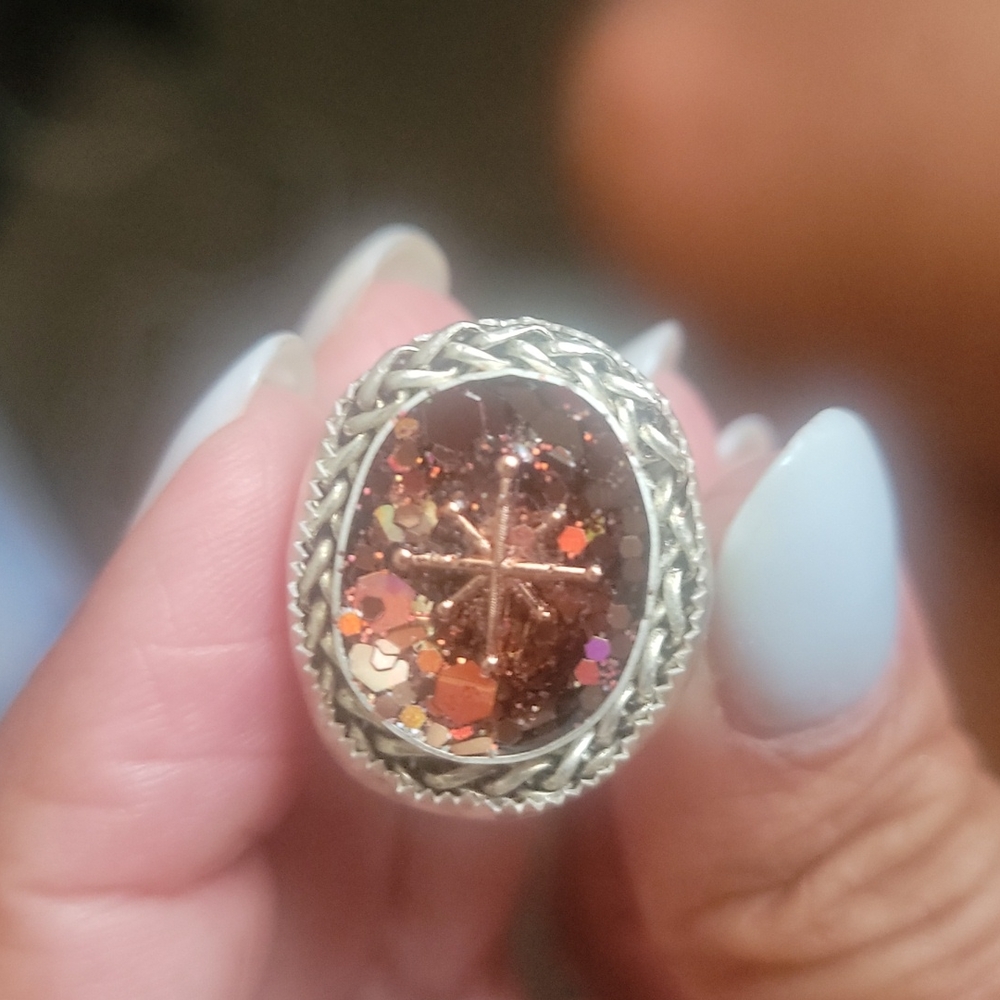 RING - Picture 3 of 5